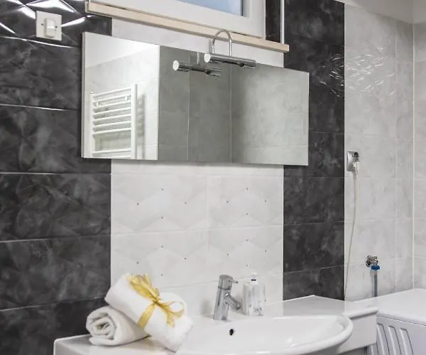 Casa Della Cava Τρογκίρ